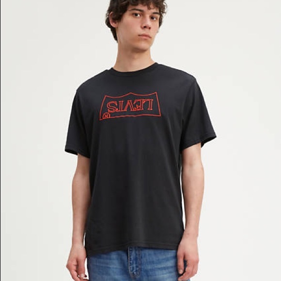 levis t shirt stranger things
